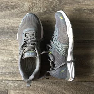 RYKÄ Grafik Flow athletic shoes